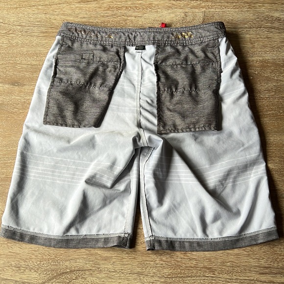 O'neill Men's Monstera Divide-Gray Palm Bermuda Shorts Back Zipper Size 32 - Picture 8 of 14